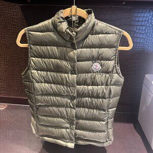 moncler dark forest green ski vest size 1